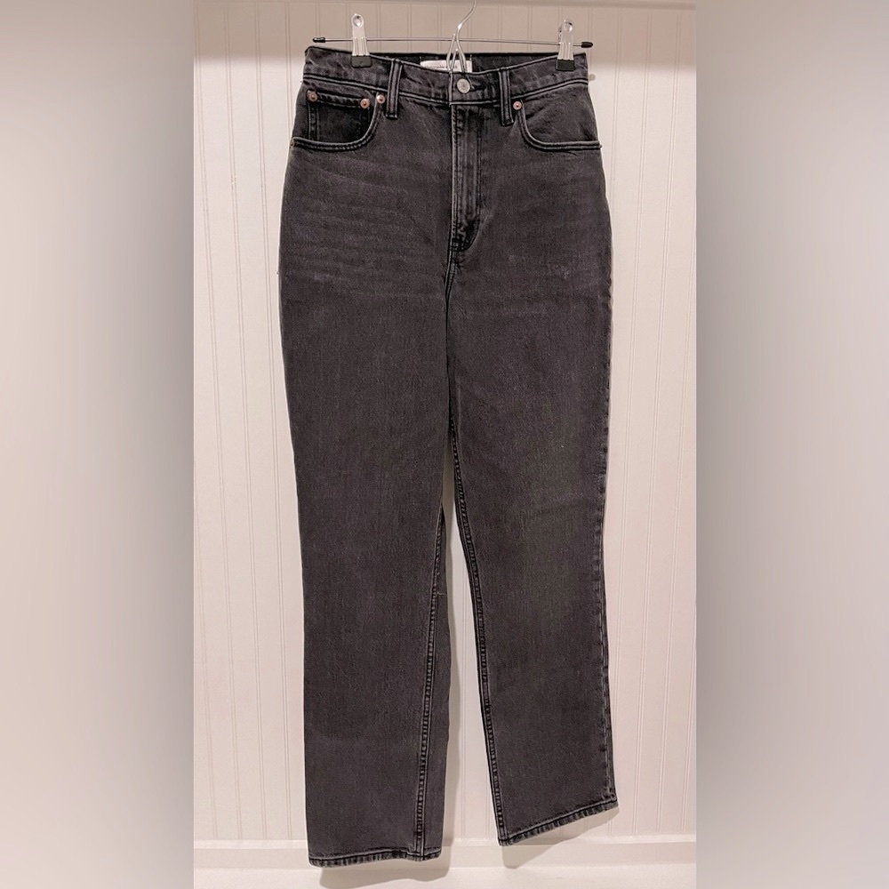Brand New | Abercrombie & Fitch | The 90’s Straight Ultra High Rise
